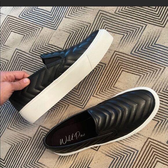 Wild Pair Slip On Shoes - Picture 6 of 8